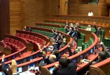 جلسة تتوقّف وقانون يُربك.. يتشبث بالنص كما هو ويرفض فتح الباب أمام أي تعديل