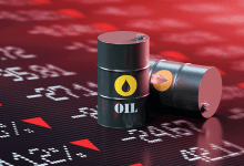 تراجع أسعار النفط بعد مكاسب قوية وسط توتر روسيا وأوكرانيا